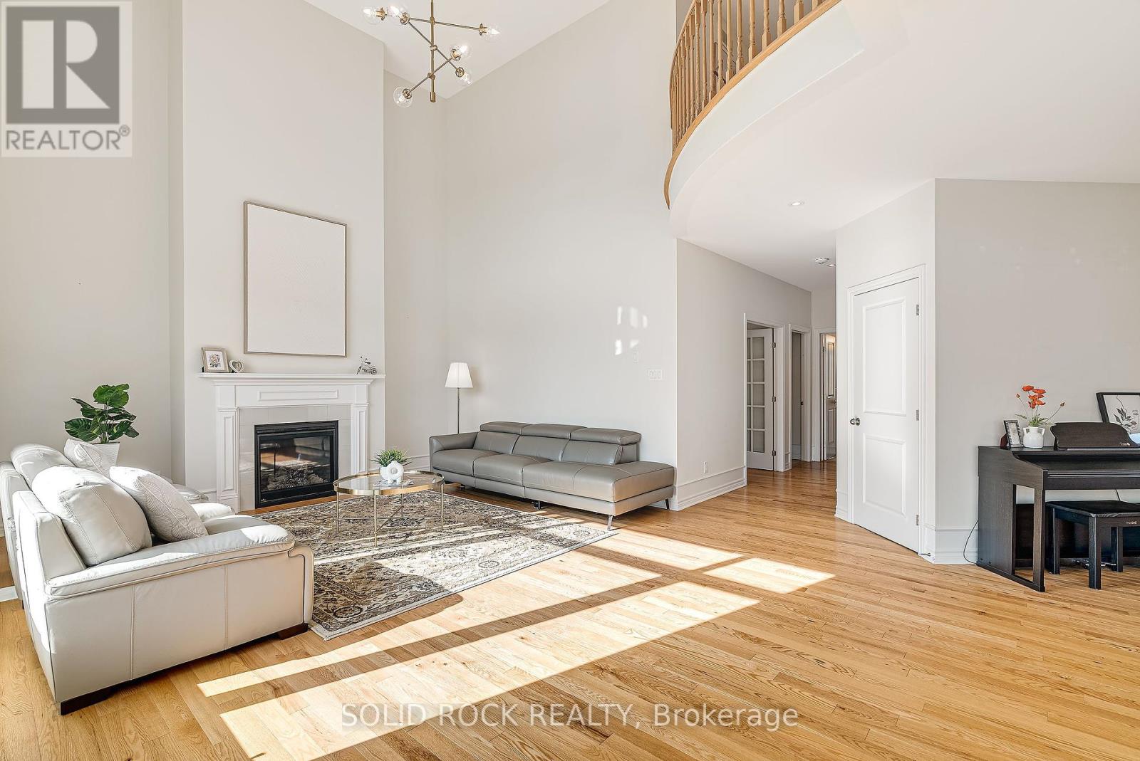 Photo 17 of 326 Memorial Grove, Ottawa ON