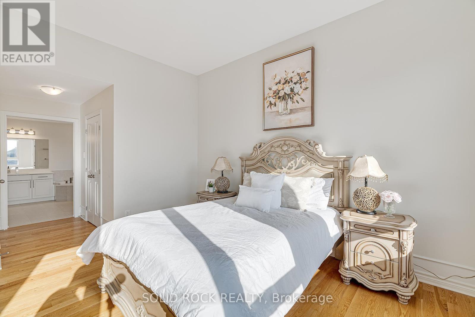 Photo 25 of 326 Memorial Grove, Ottawa ON