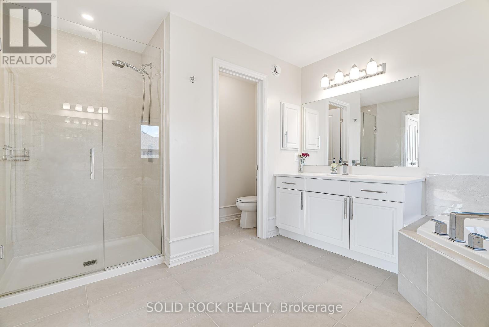 Photo 27 of 326 Memorial Grove, Ottawa ON