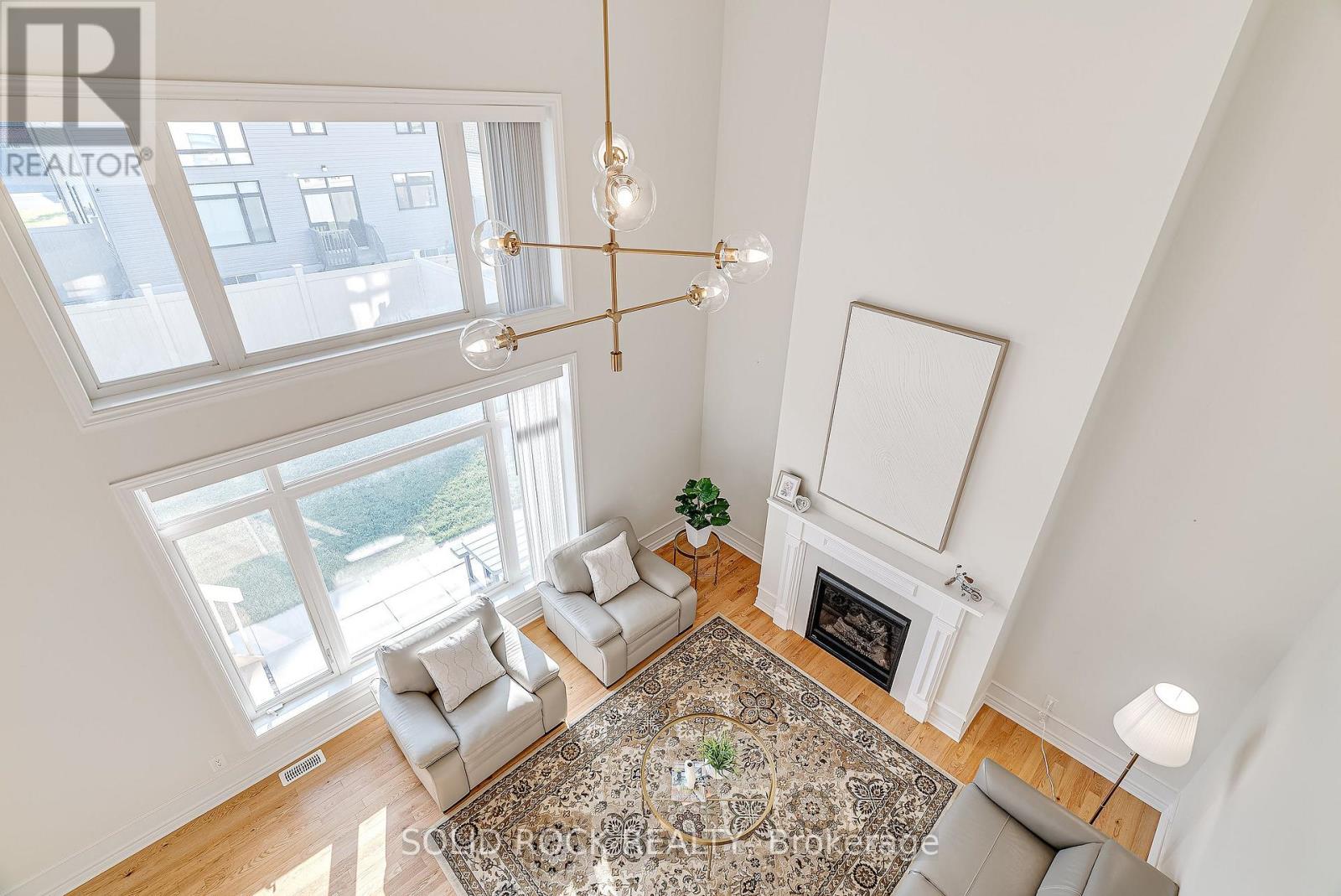 Photo 40 of 326 Memorial Grove, Ottawa ON