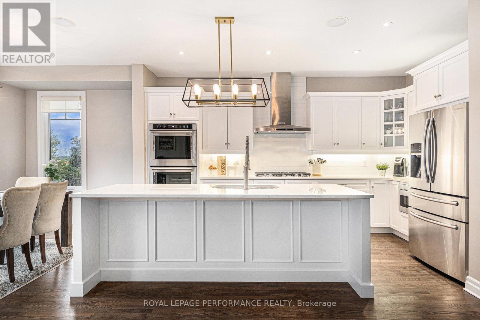 Photo 10 of 196 Grainstone Way, Ottawa ON