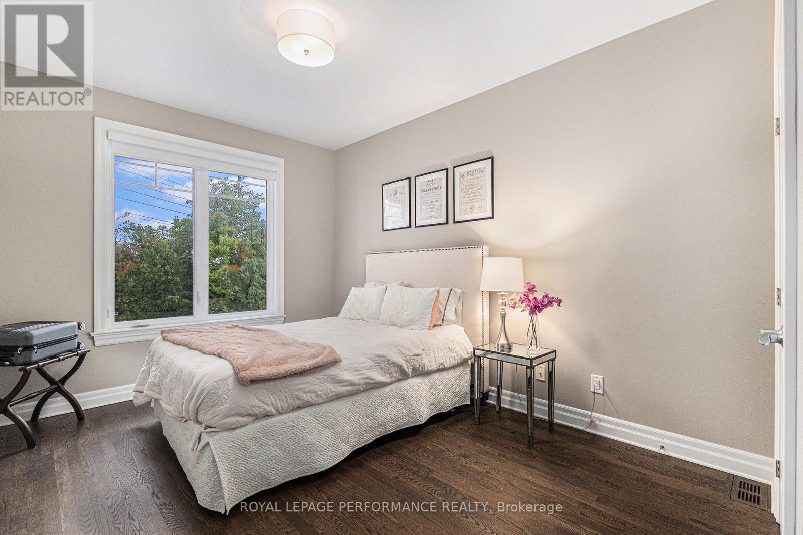 Photo 14 of 196 Grainstone Way, Ottawa ON