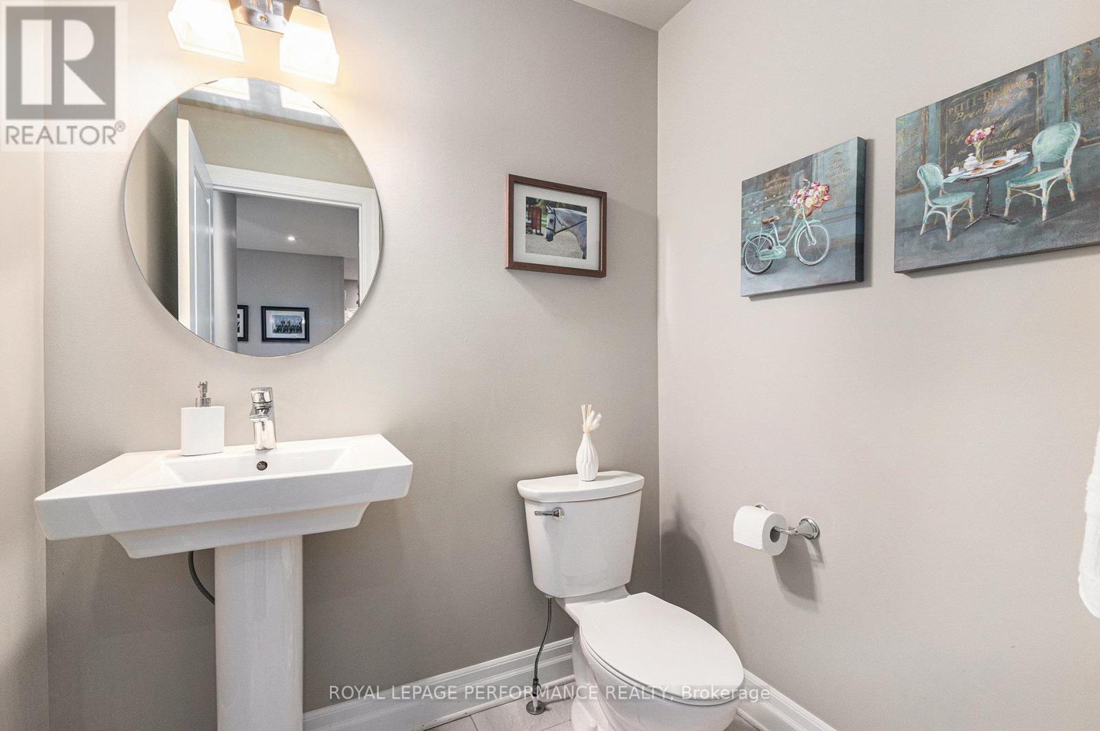 Photo 17 of 196 Grainstone Way, Ottawa ON