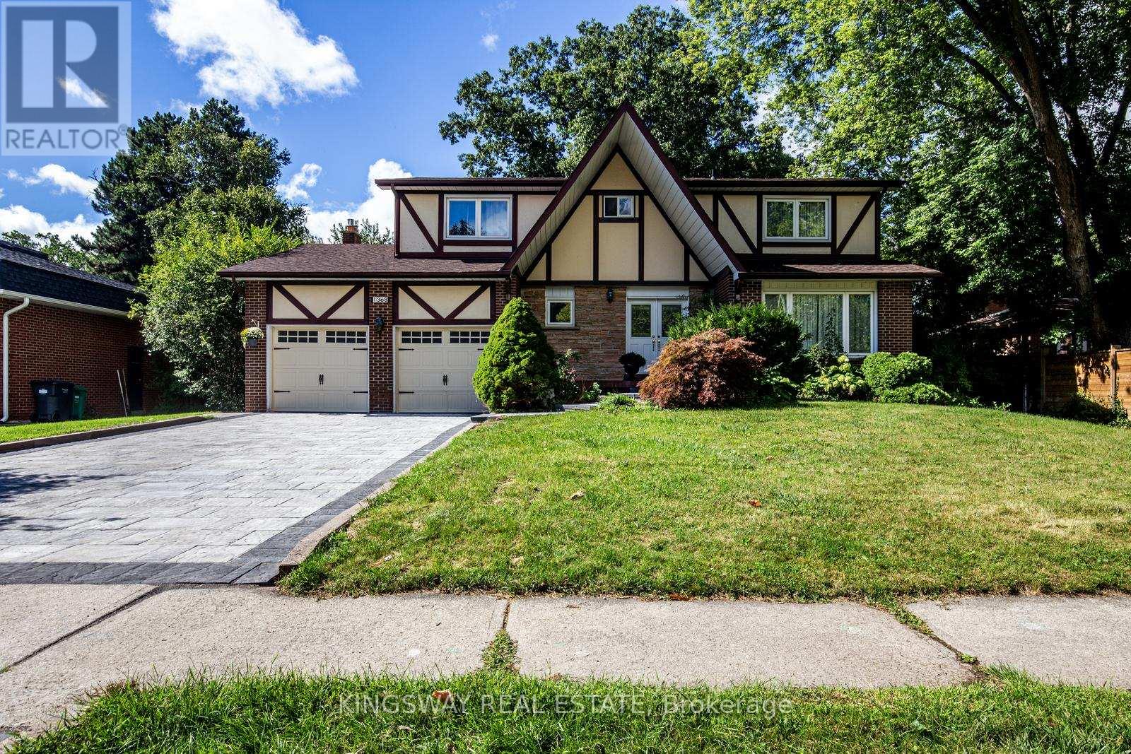Photo 1 of 1368 Bunsden Avenue, Mississauga ON