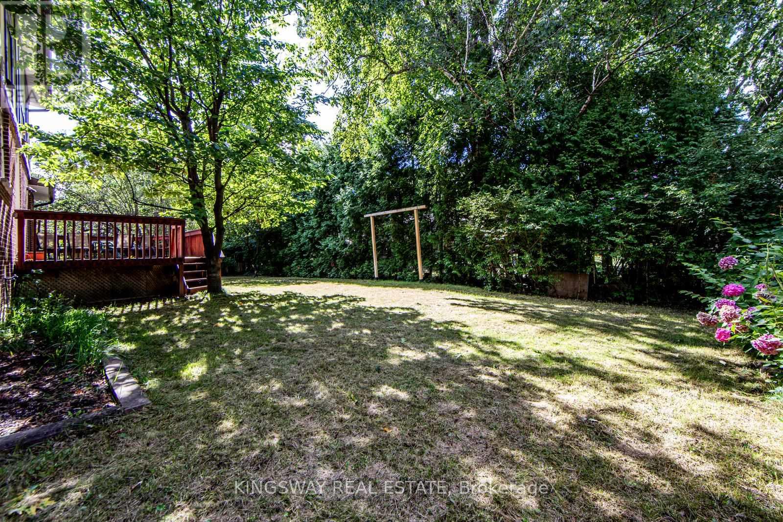 Photo 26 of 1368 Bunsden Avenue, Mississauga ON