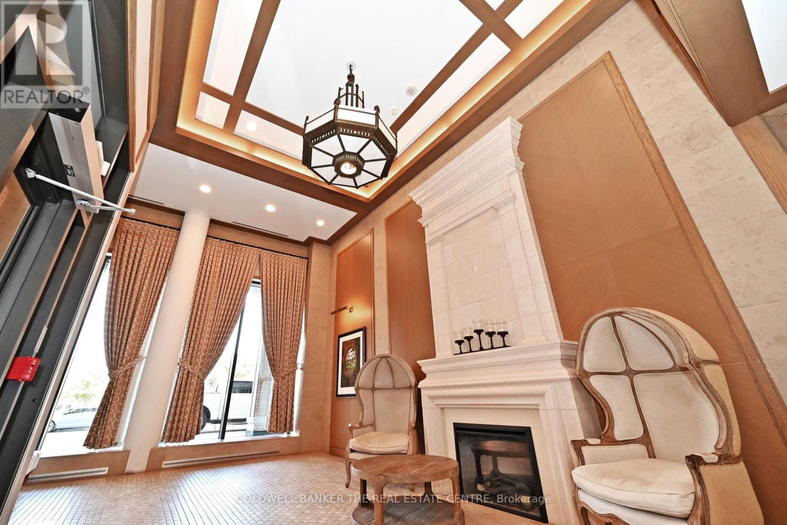 Photo 4 of 825 36 Via Bagnato Avenue, Toronto ON