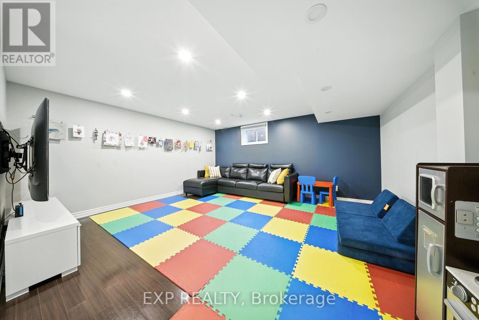 Photo 24 of 3464 Fountain Park Avenue, Mississauga ON