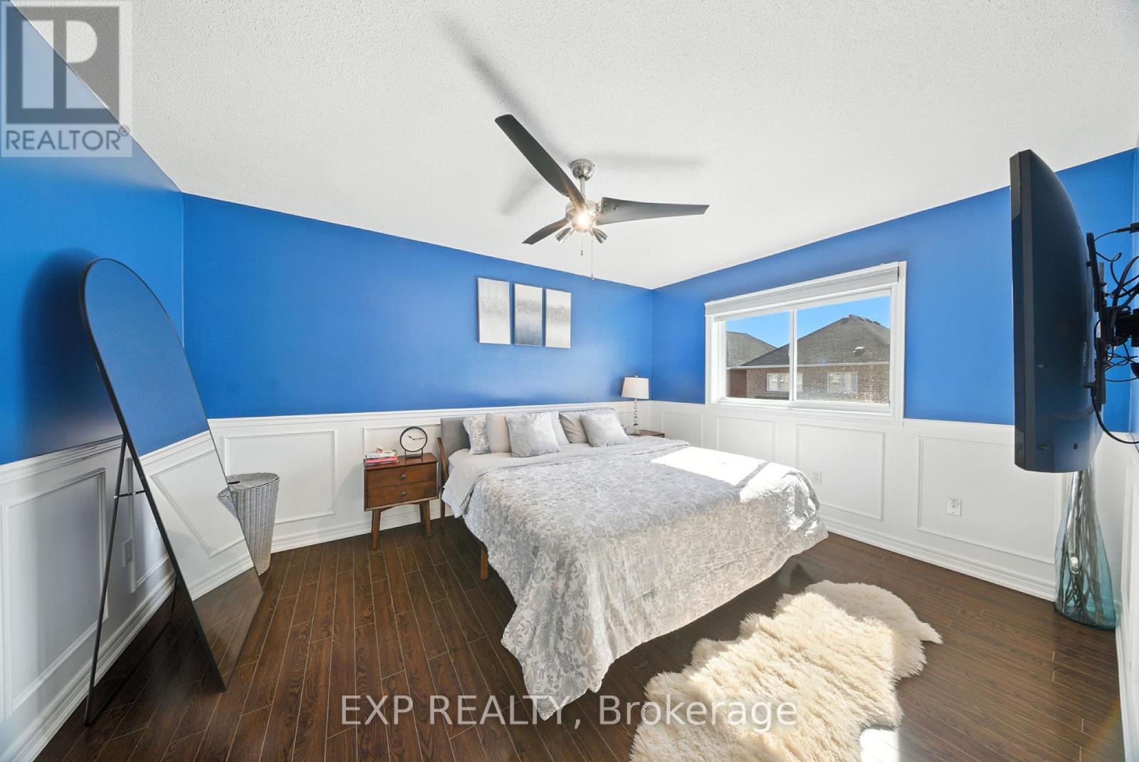 Photo 31 of 3464 Fountain Park Avenue, Mississauga ON