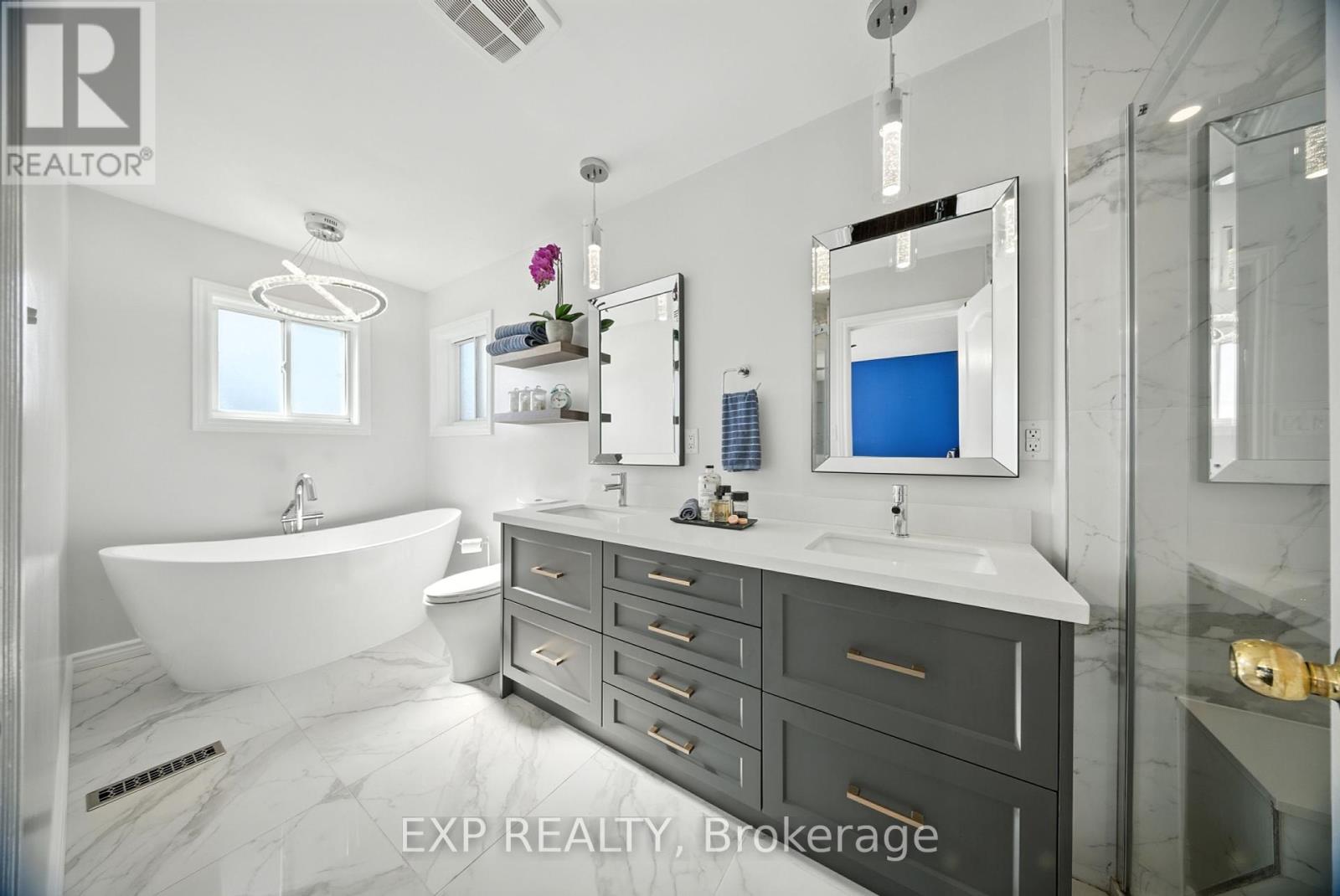 Photo 33 of 3464 Fountain Park Avenue, Mississauga ON