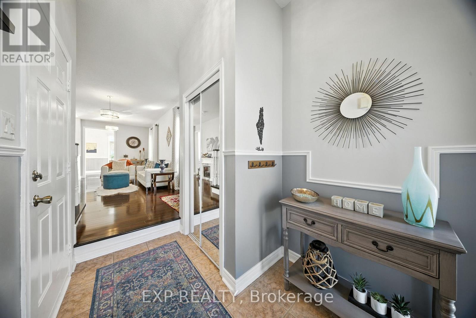 Photo 8 of 3464 Fountain Park Avenue, Mississauga ON