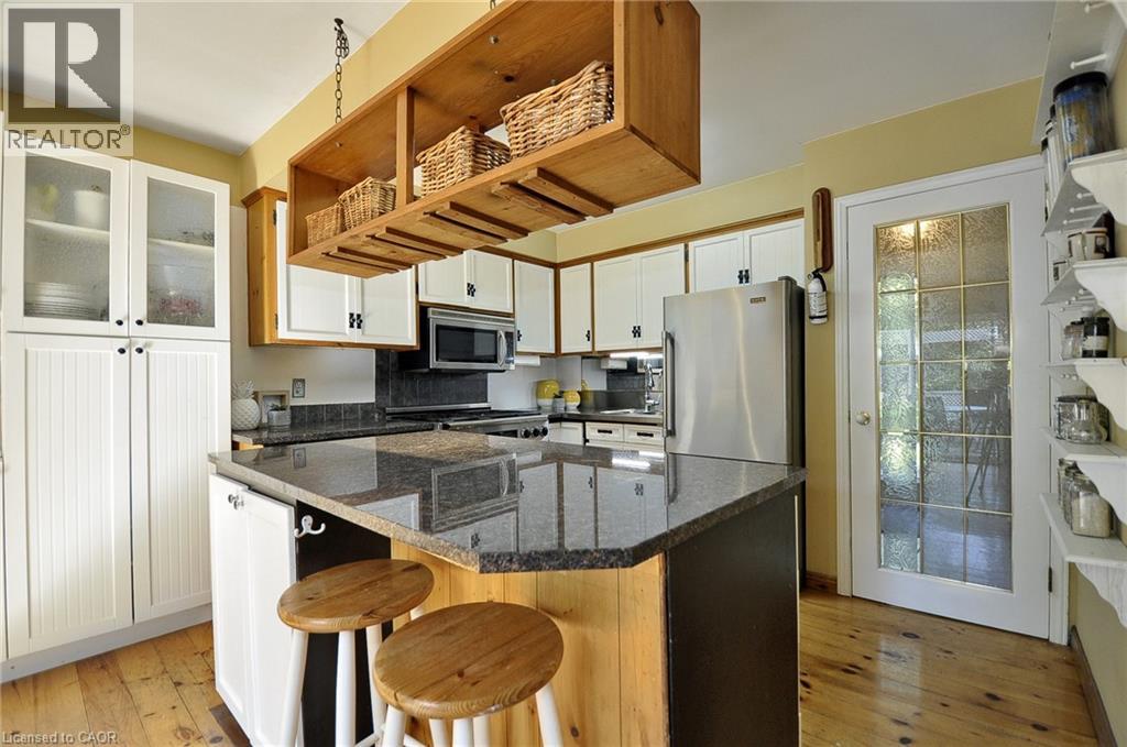 Photo 10 of 351 Craigleith Drive, Waterloo ON
