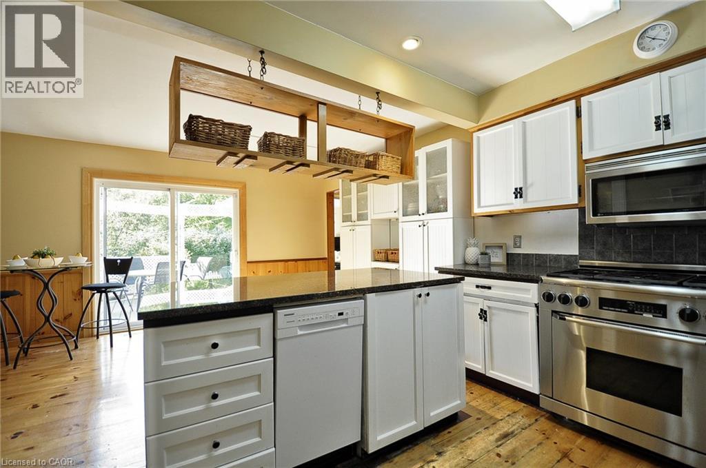 Photo 13 of 351 Craigleith Drive, Waterloo ON