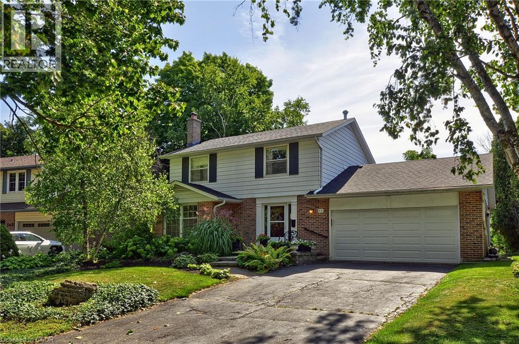 Photo 2 of 351 Craigleith Drive, Waterloo ON