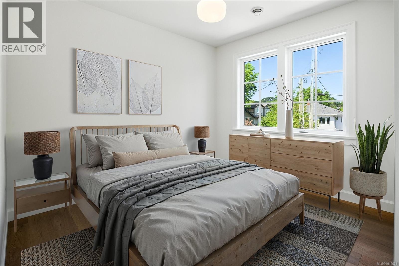 Photo 32 of 2377 Zela St, Oak Bay BC