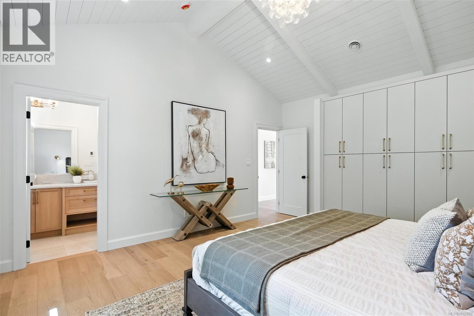 Photo 28 of 2377 Zela St, Oak Bay BC