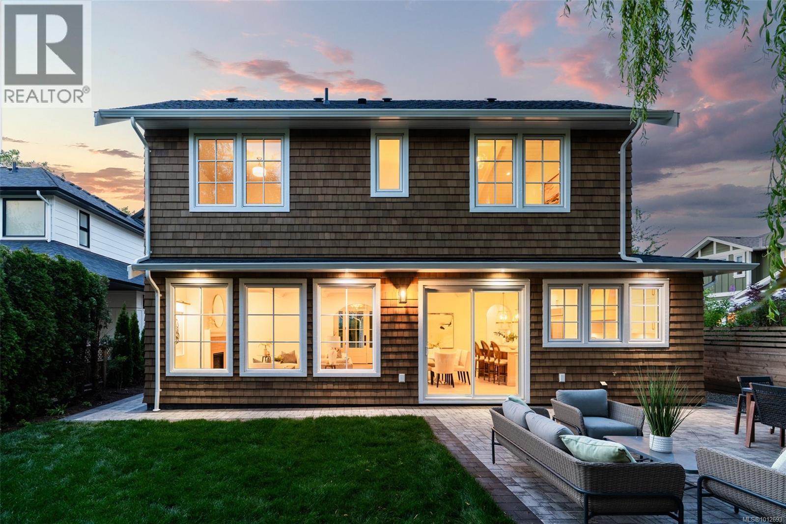 Photo 43 of 2377 Zela St, Oak Bay BC