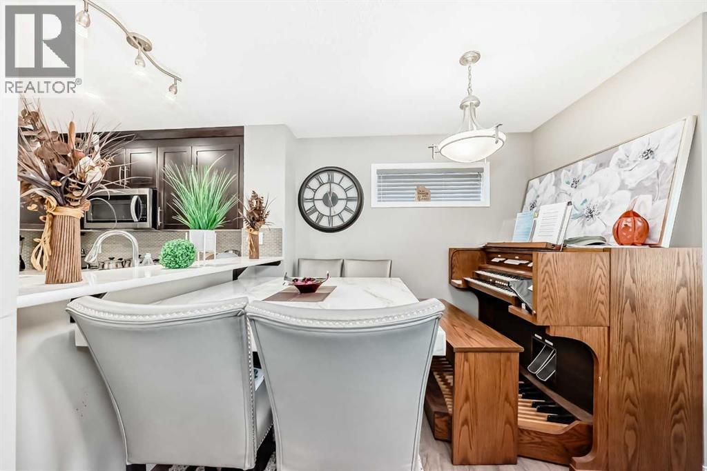 Photo 13 of 48 Yorkville Avenue Sw, Calgary AB