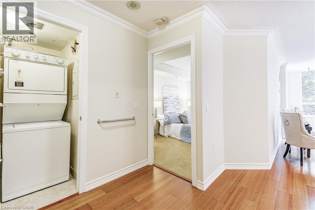 Photo 33 of 100 Burloak Drive Unit 1308, Burlington ON