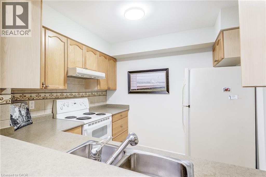 Photo 13 of 100 Burloak Drive Unit 1308, Burlington ON