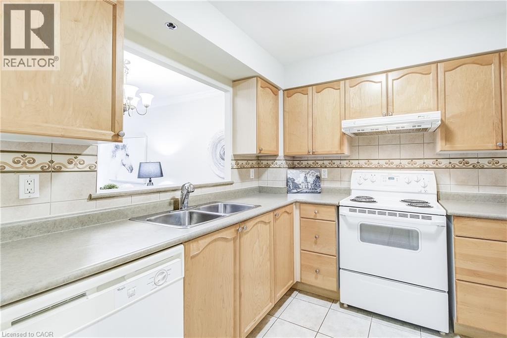 Photo 9 of 100 Burloak Drive Unit 1308, Burlington ON