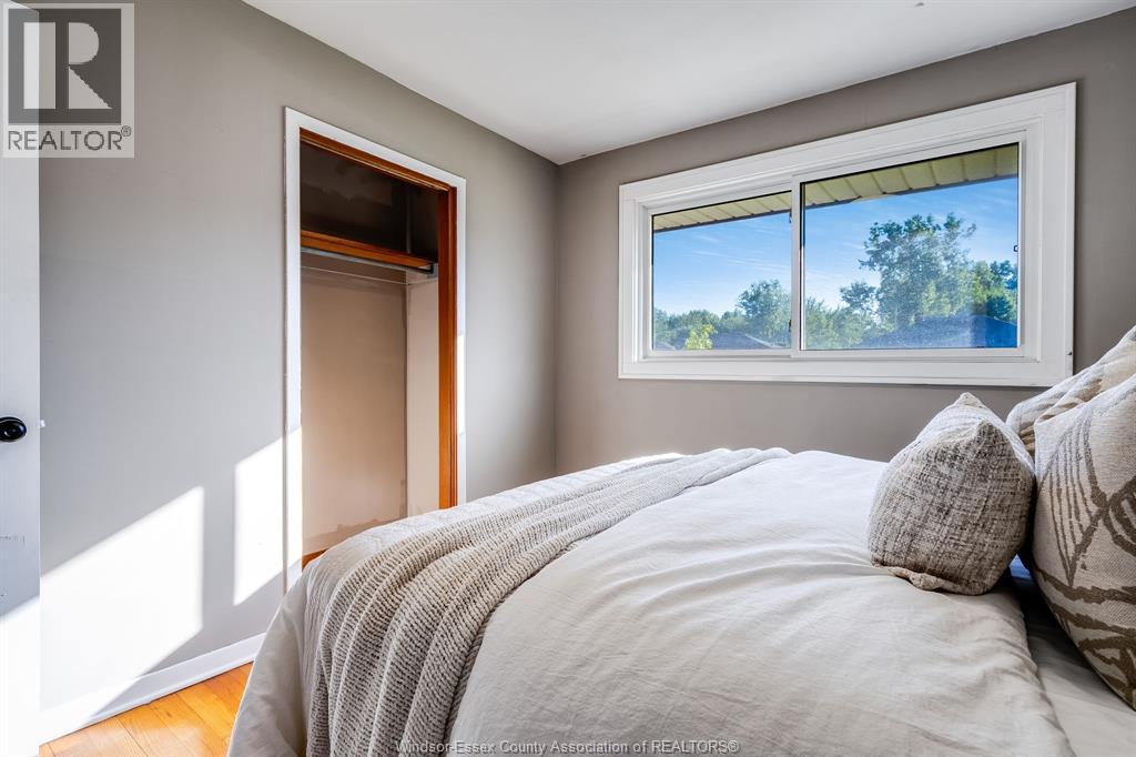 Photo 20 of 2025 Randolph Avenue, Windsor ON