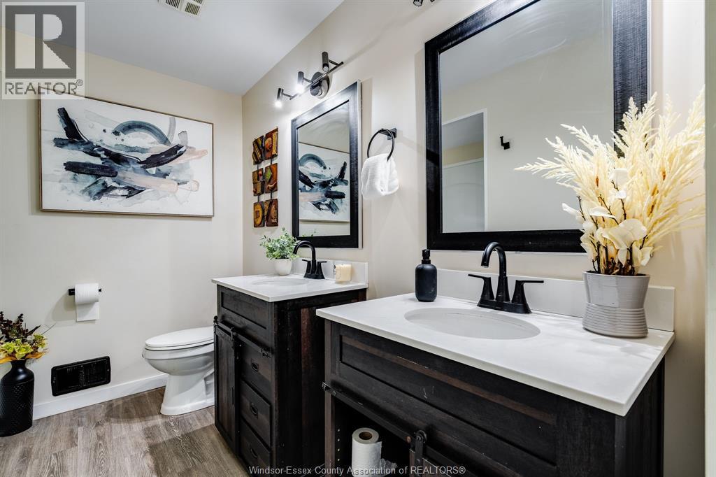 Photo 22 of 2025 Randolph Avenue, Windsor ON