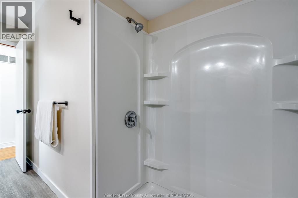 Photo 23 of 2025 Randolph Avenue, Windsor ON