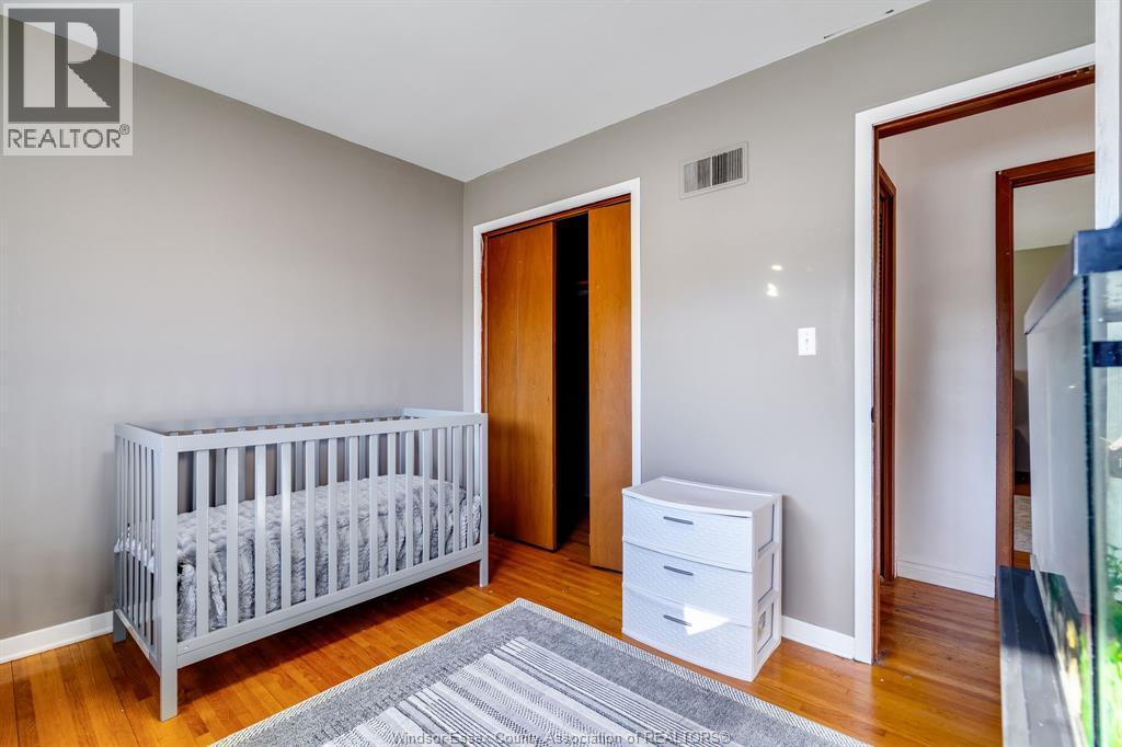Photo 25 of 2025 Randolph Avenue, Windsor ON