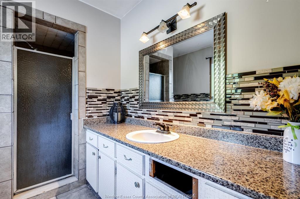 Photo 29 of 2025 Randolph Avenue, Windsor ON