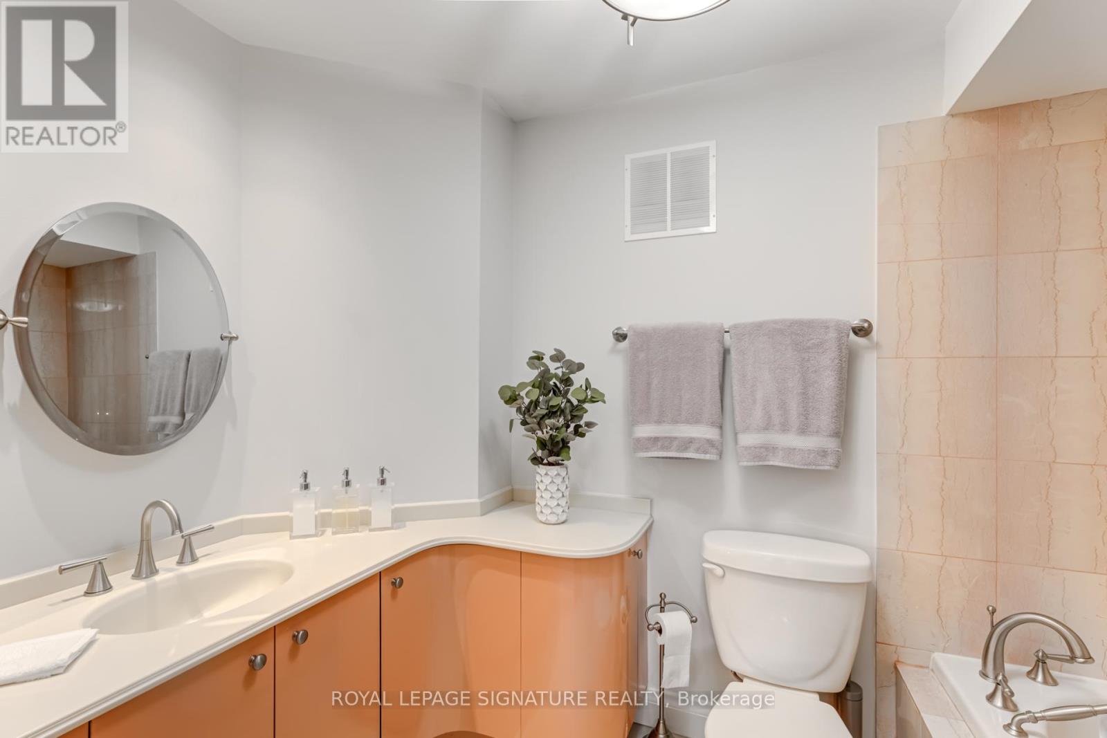 Photo 27 of B 2 142 Pears Avenue, Toronto ON