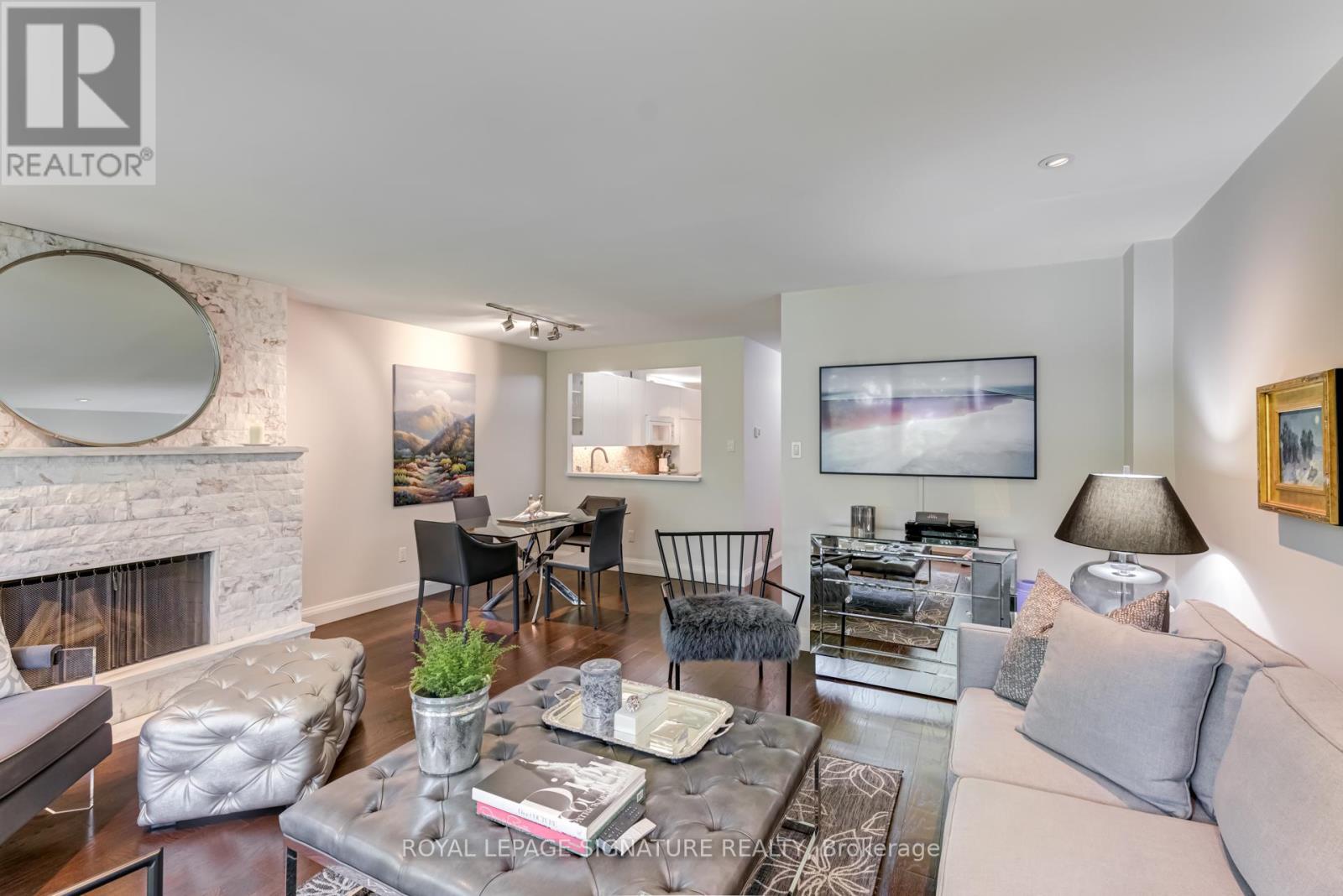 Photo 6 of B 2 142 Pears Avenue, Toronto ON