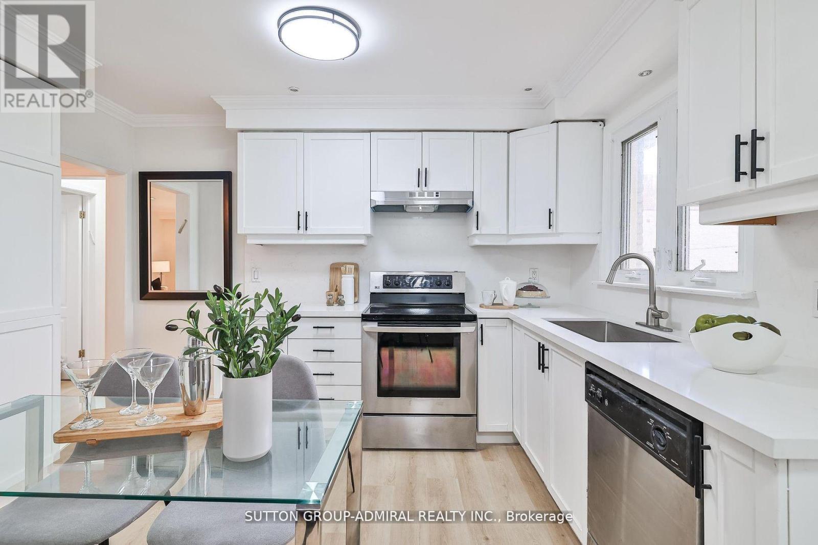 Photo 16 of 161 Ranee Avenue, Toronto ON