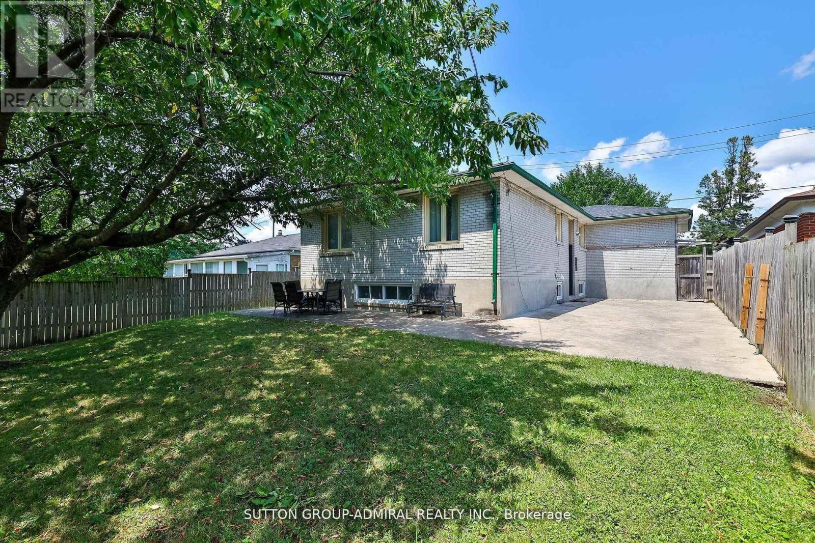 Photo 48 of 161 Ranee Avenue, Toronto ON