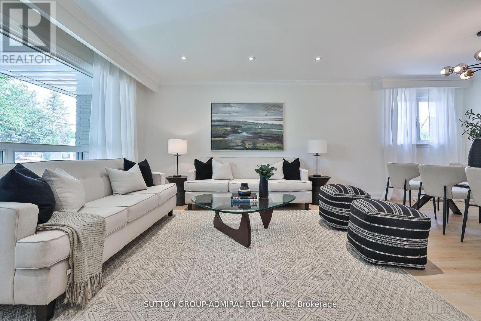 Photo 8 of 161 Ranee Avenue, Toronto ON