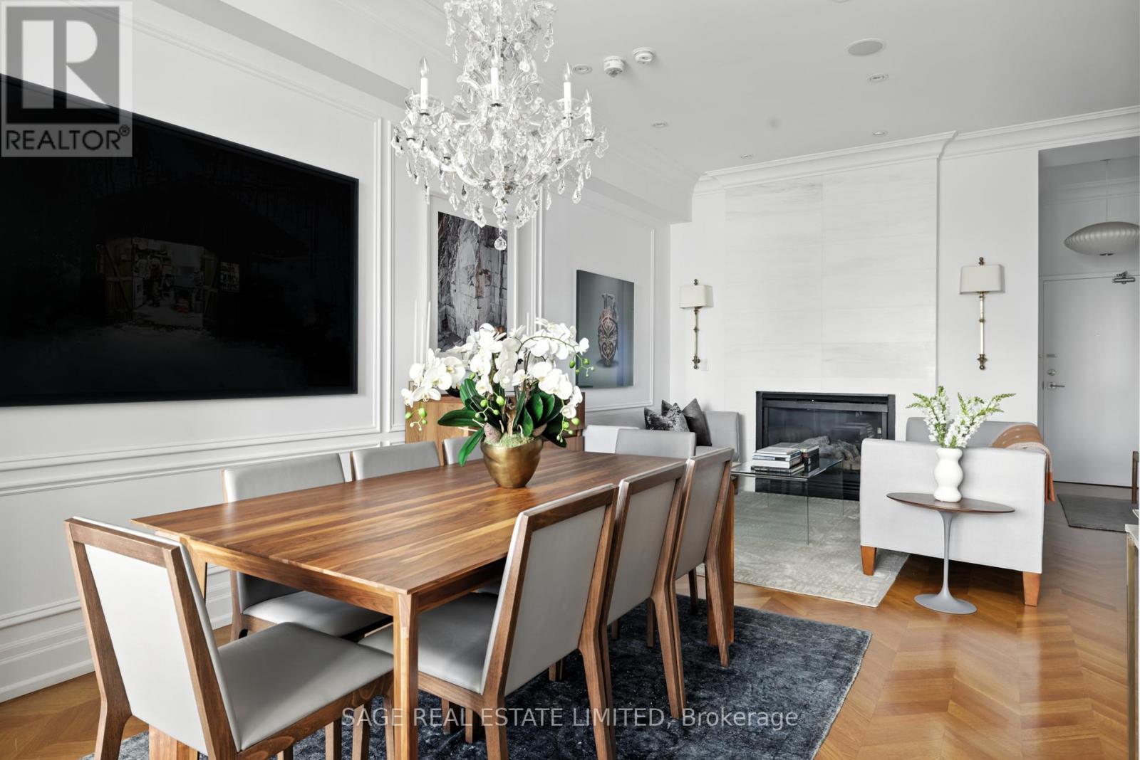 Photo 11 of 205 670 Richmond Street W, Toronto ON