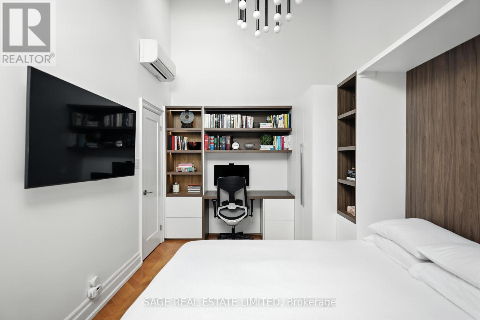 Photo 18 of 205 670 Richmond Street W, Toronto ON