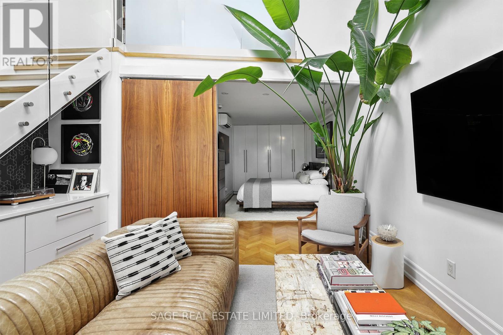 Photo 21 of 205 670 Richmond Street W, Toronto ON