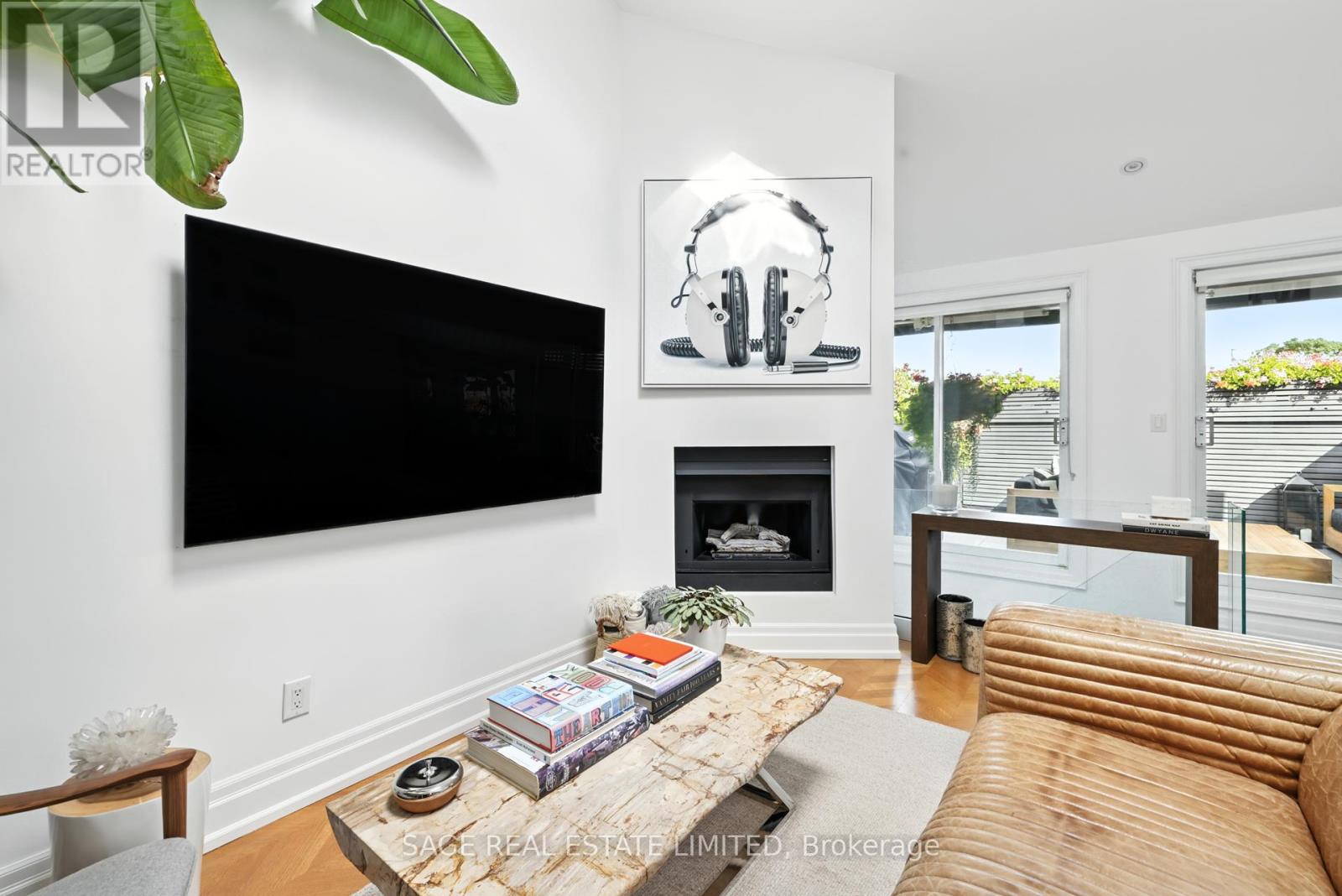 Photo 23 of 205 670 Richmond Street W, Toronto ON
