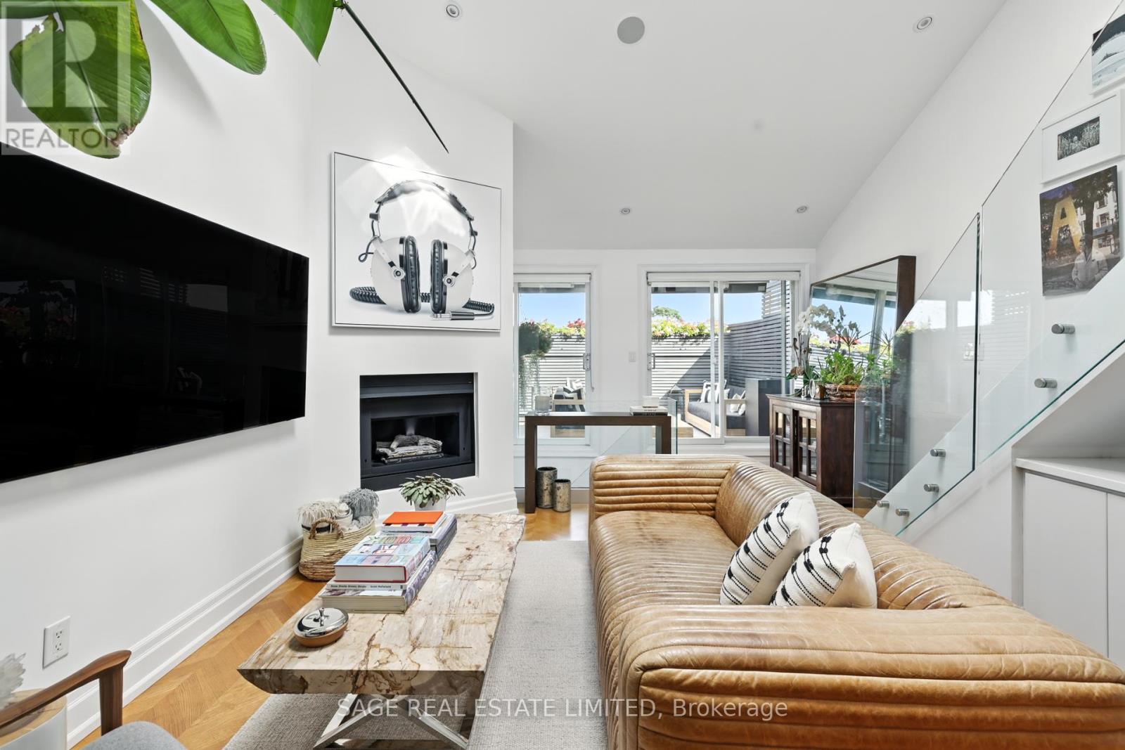 Photo 24 of 205 670 Richmond Street W, Toronto ON