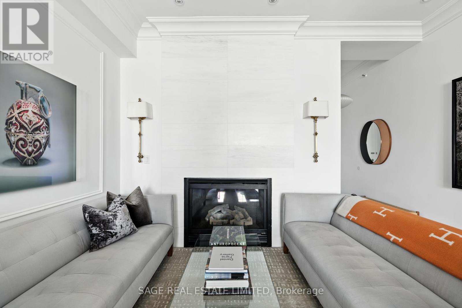 Photo 3 of 205 670 Richmond Street W, Toronto ON