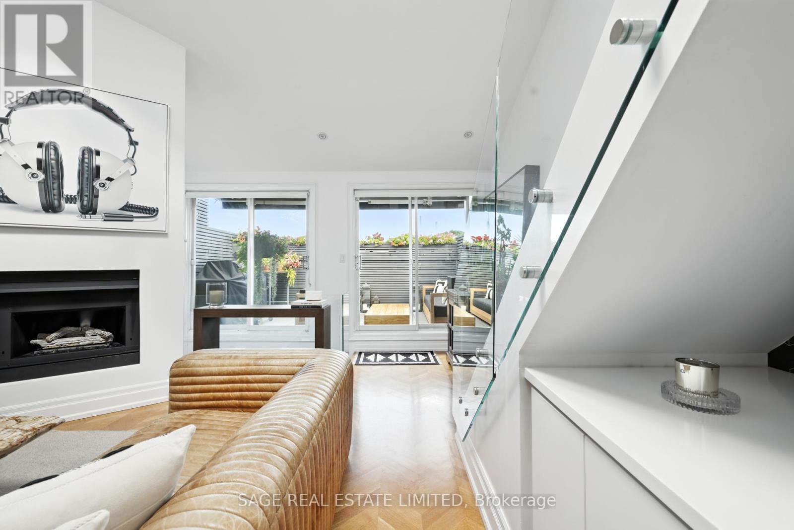 Photo 30 of 205 670 Richmond Street W, Toronto ON