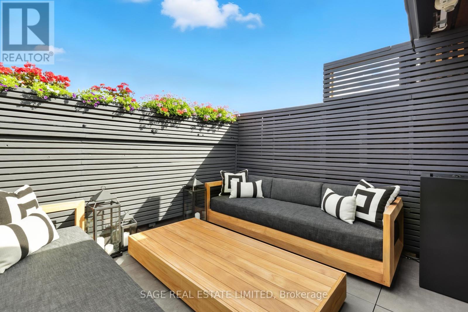 Photo 32 of 205 670 Richmond Street W, Toronto ON