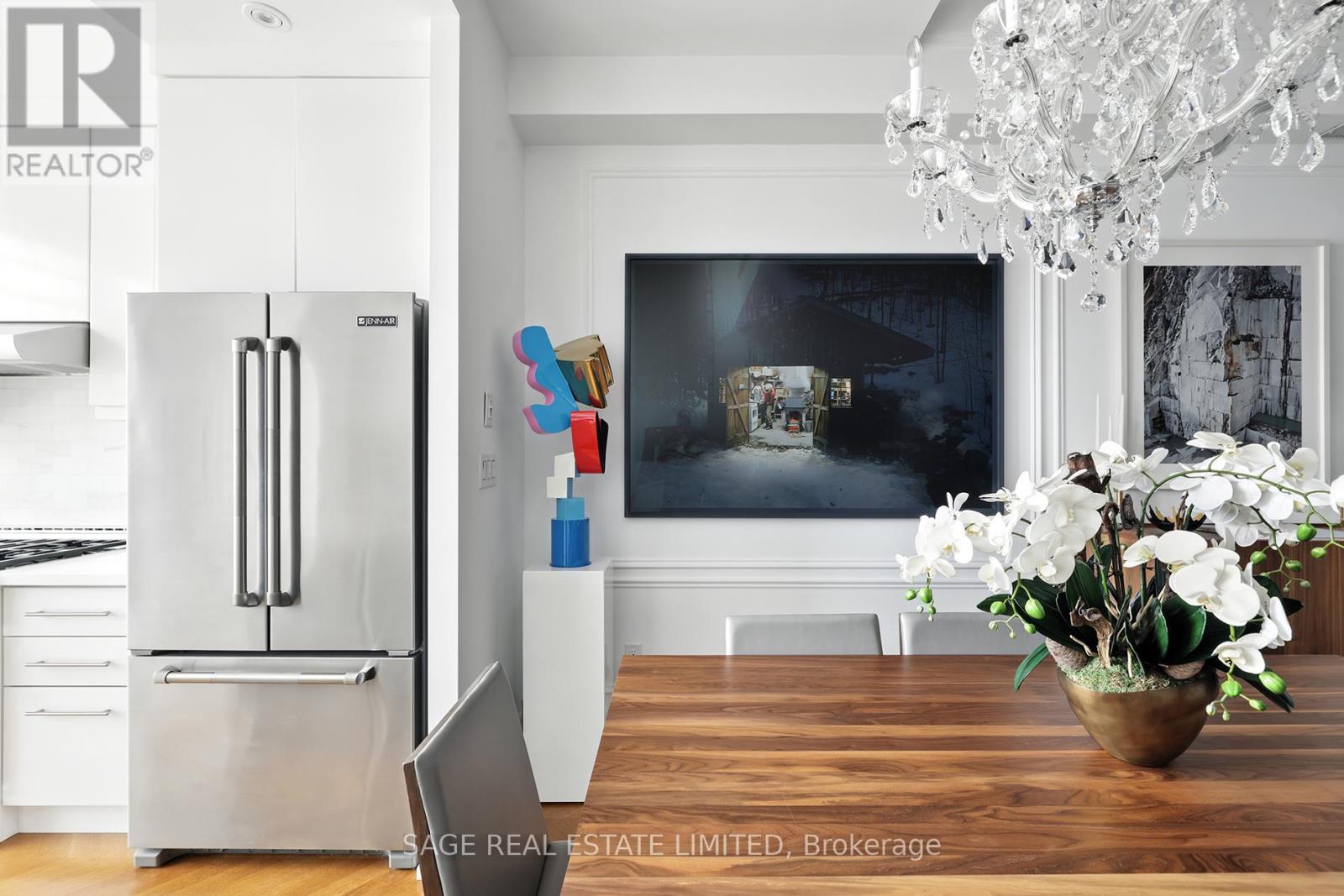 Photo 8 of 205 670 Richmond Street W, Toronto ON