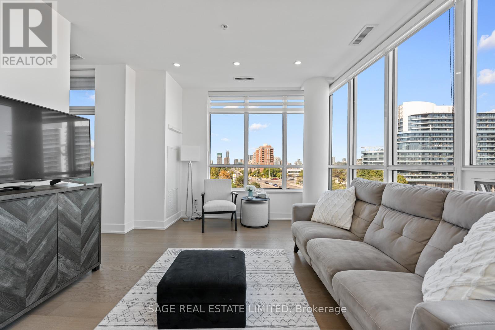 Photo 19 of 617 7 Kenaston Gardens, Toronto ON
