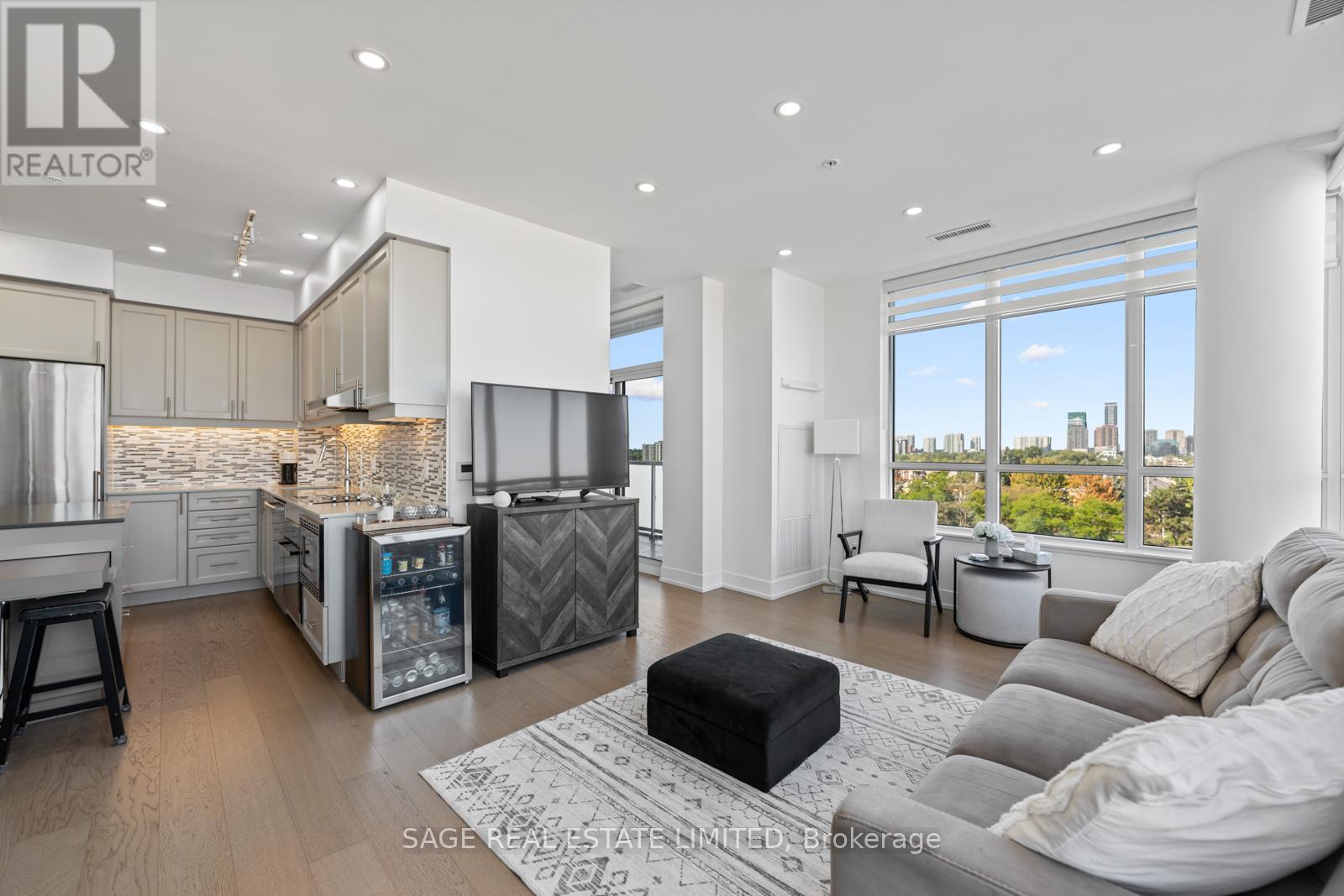 Photo 21 of 617 7 Kenaston Gardens, Toronto ON