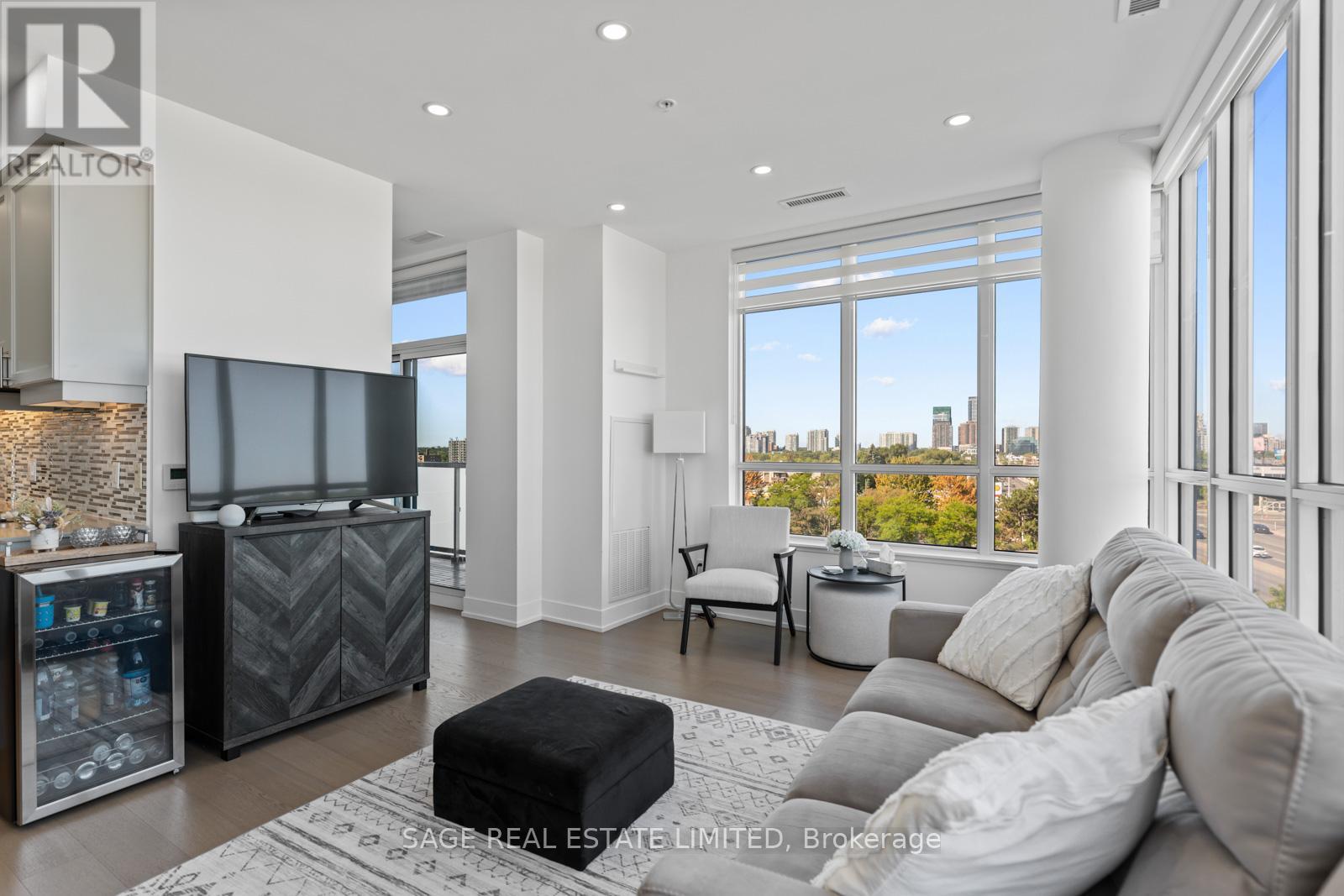 Photo 22 of 617 7 Kenaston Gardens, Toronto ON