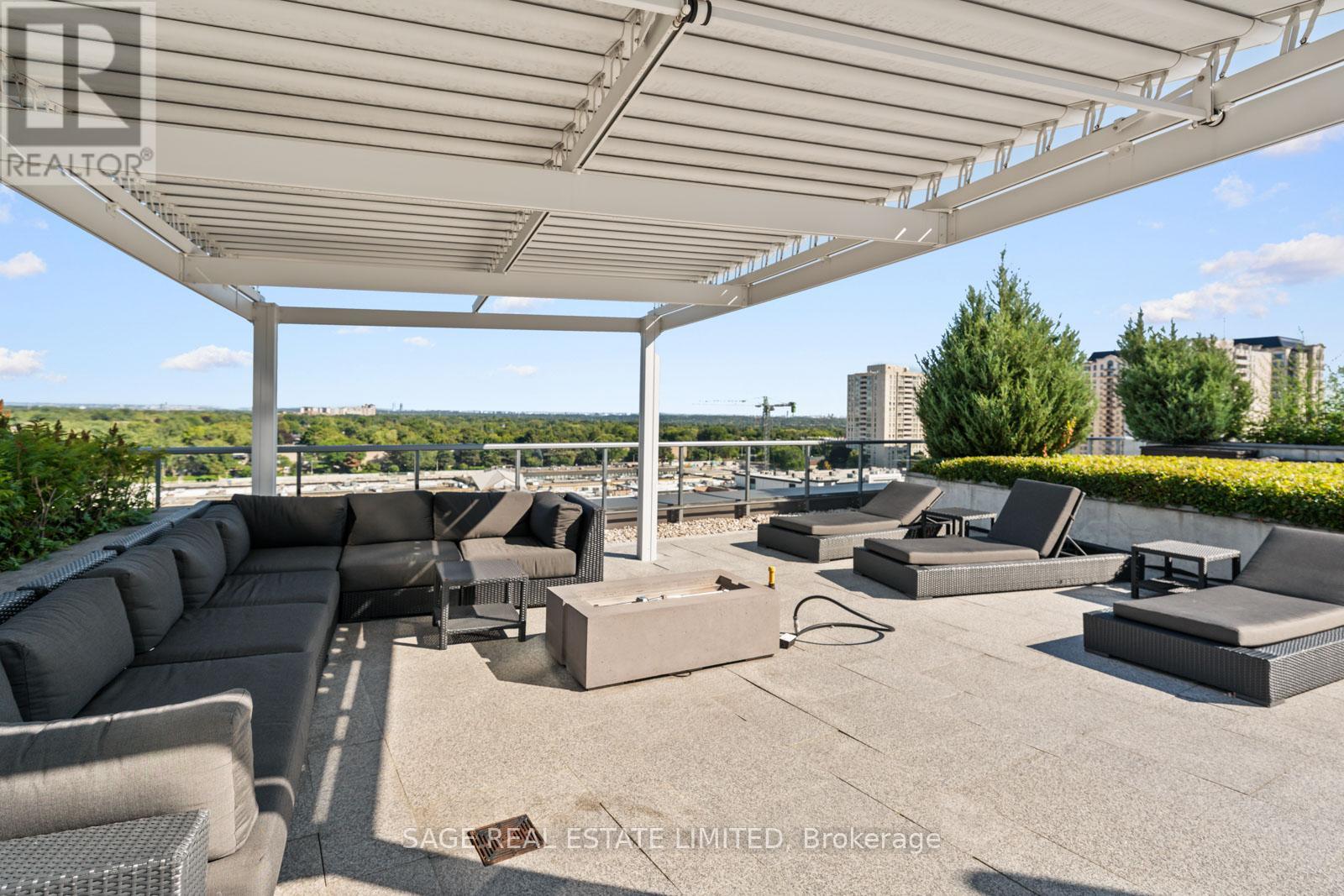 Photo 40 of 617 7 Kenaston Gardens, Toronto ON