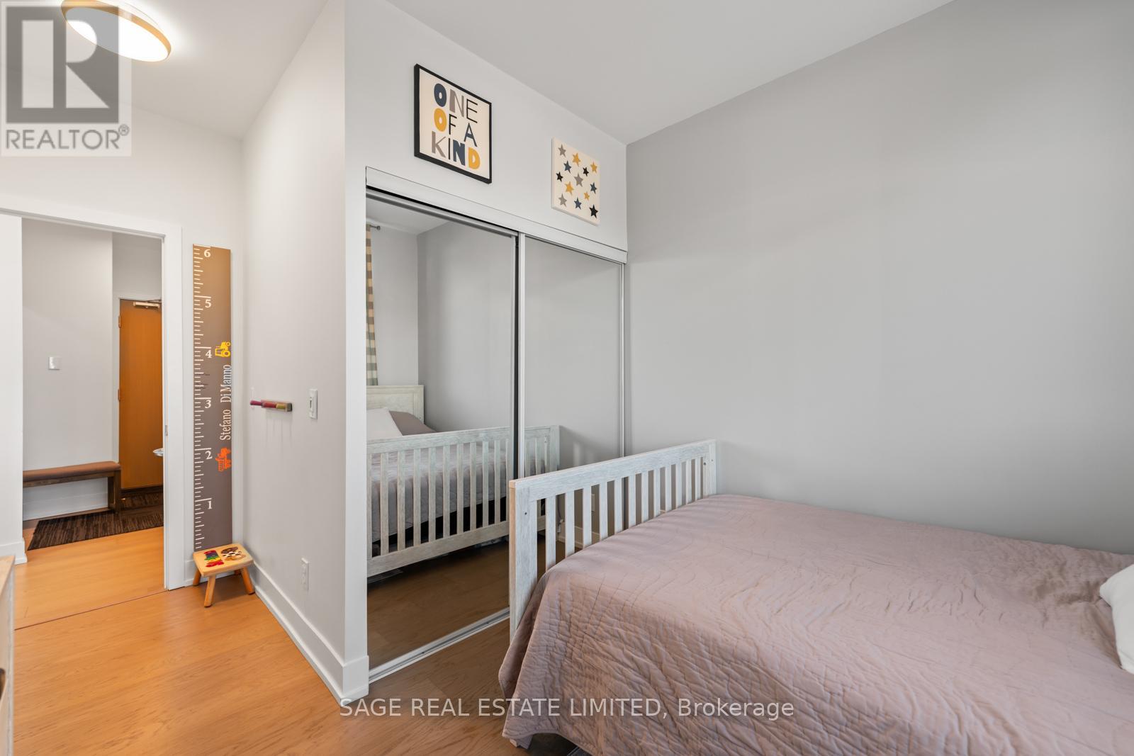 Photo 6 of 617 7 Kenaston Gardens, Toronto ON