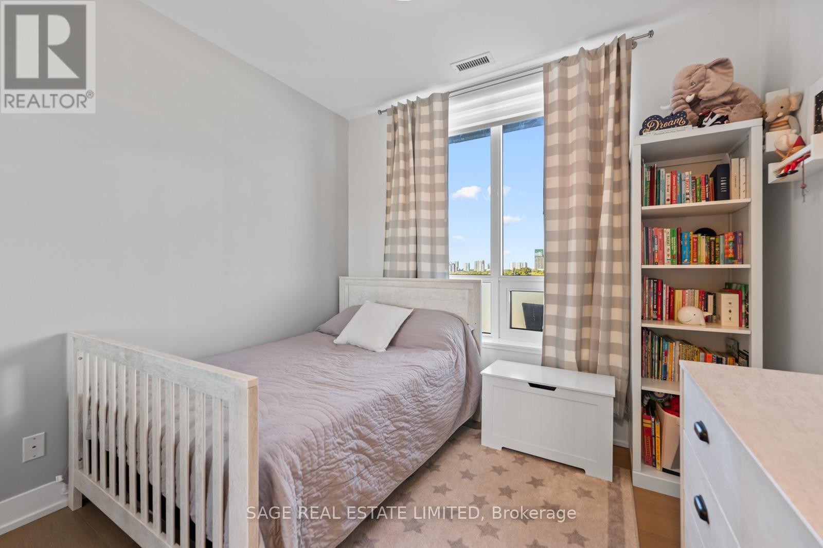 Photo 7 of 617 7 Kenaston Gardens, Toronto ON