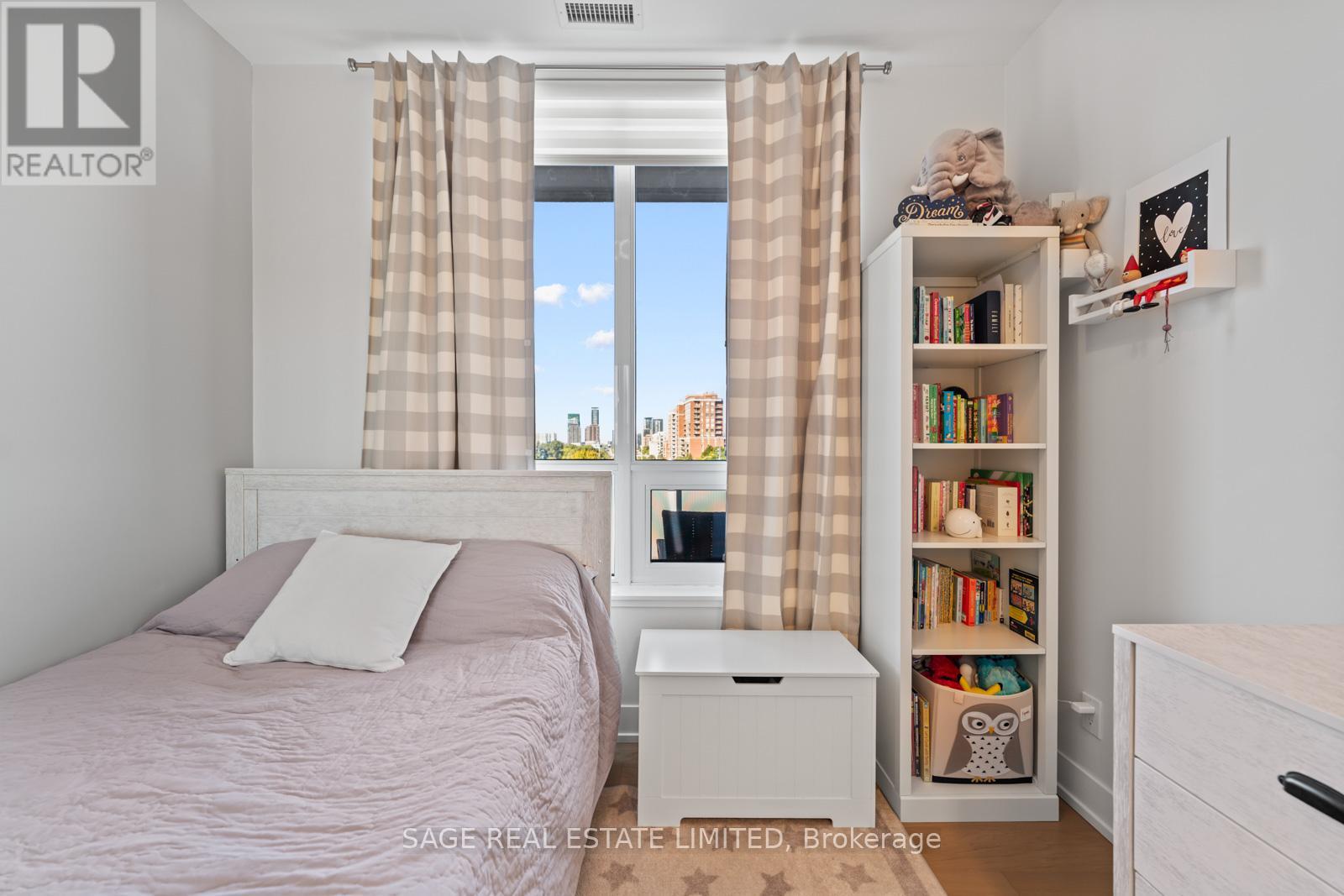 Photo 8 of 617 7 Kenaston Gardens, Toronto ON